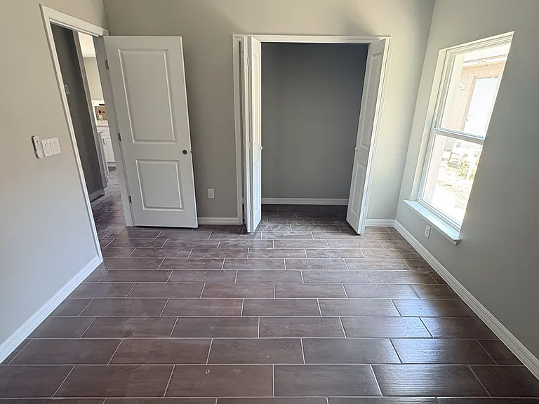 554 Ronnoc Ln — Photo 15