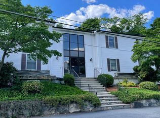 19 Hart St APT 4, Wakefield, MA 01880