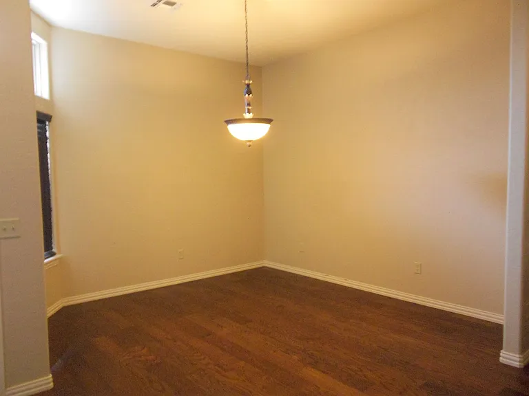 2212 SW 53rd St — Photo 11
