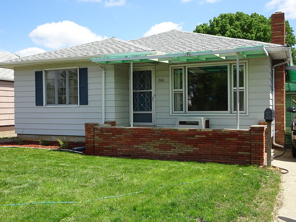 Front, with covered porch