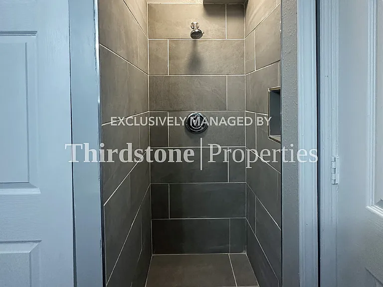 8642 2nd Ave — Photo 9