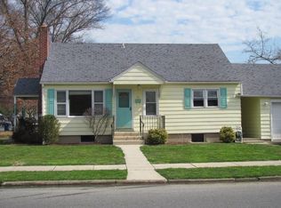 38 E Grant St, Woodstown, NJ 08098