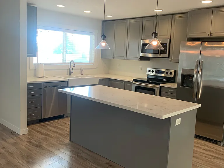 2409 Burcham St — Photo 18