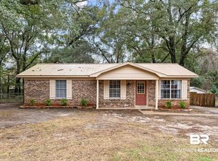5761 Dale Dr, Satsuma, AL 36572