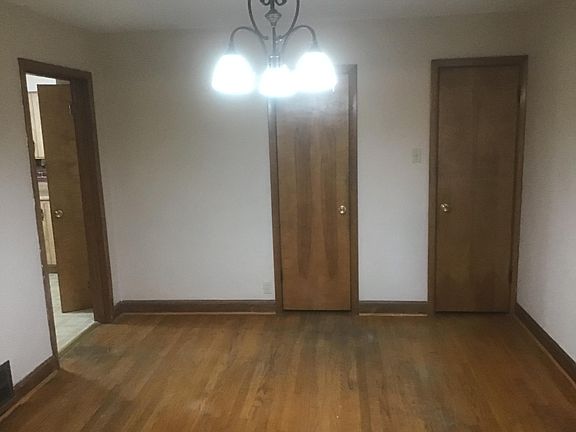 2nd image of 739 Bayless Ave
