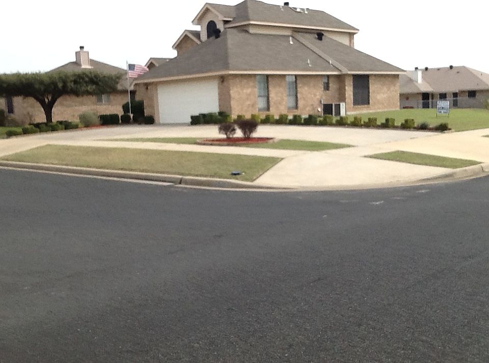 1st image of 4008 Riverrock Dr