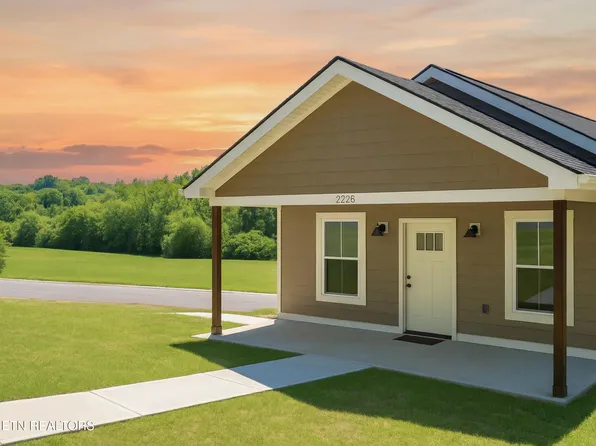 2226 Riverside Dr, Knoxville, TN 37915