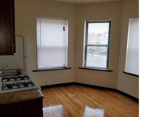 755 E 82nd St APT 2, Chicago, IL 60619