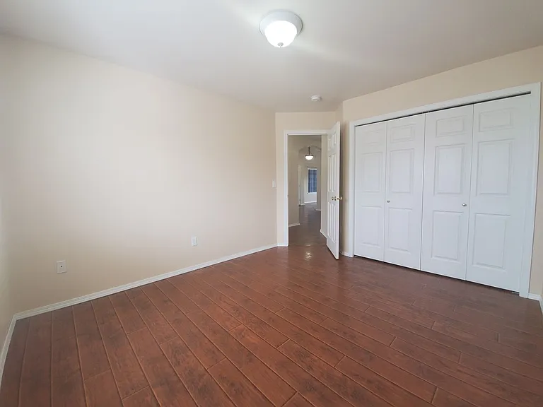 2421 S Arthur Ct — Photo 19
