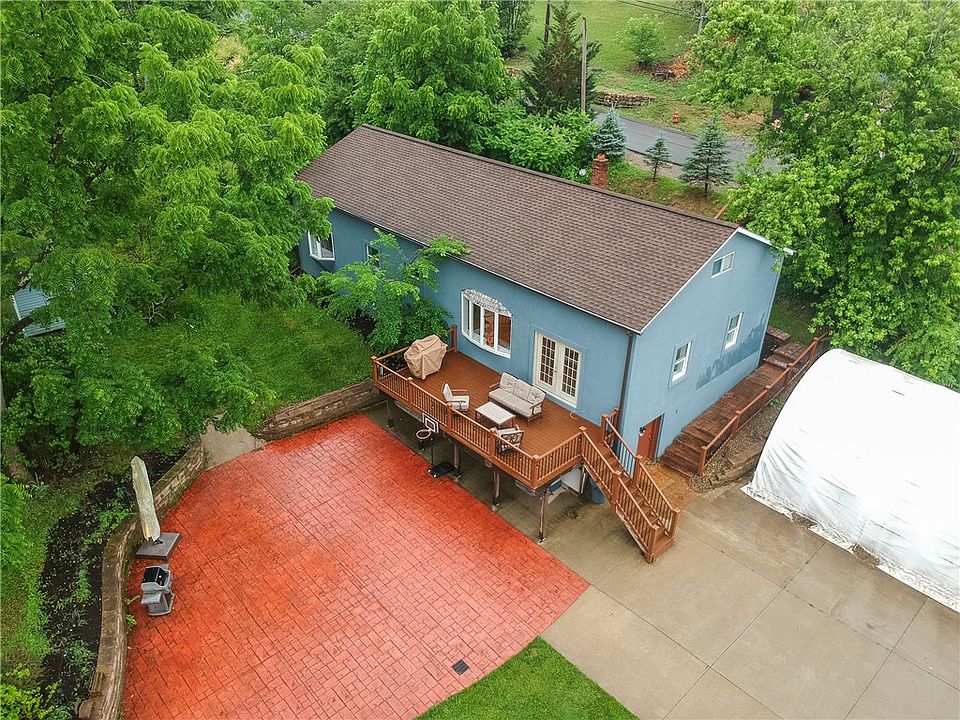 1st image of 190 Orchard Ln
