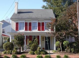 228 Princess Anne St, Fredericksburg, VA 22401