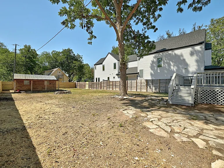 203 Nelray Blvd — Photo 22
