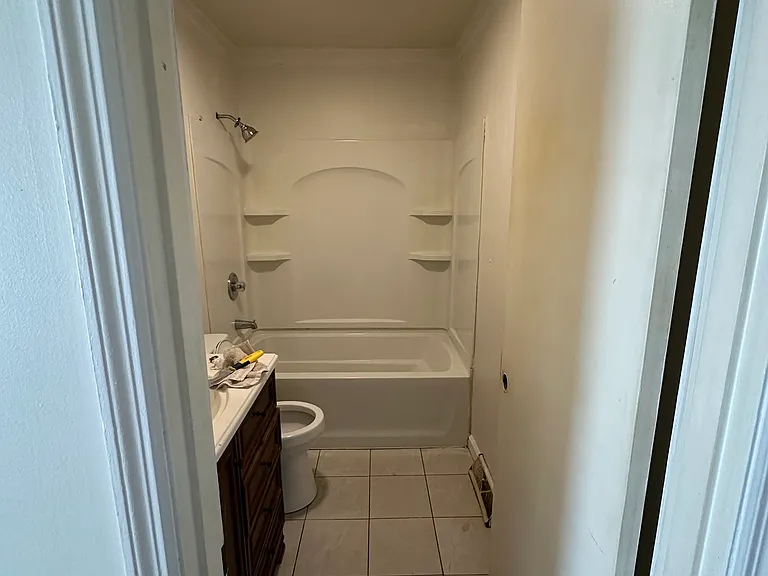 1246 Alexandria Dr #B — Photo 6