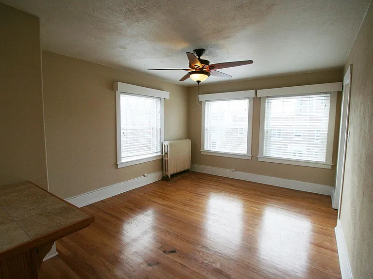 810 E 12th Ave #14 — Photo 3