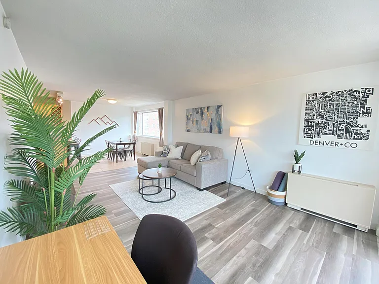909 Logan St #6G — Photo 6
