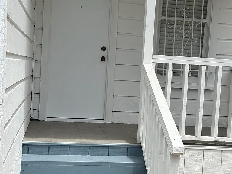 1417 Euclid St #3 — Photo 2