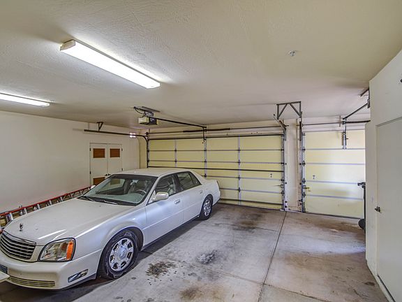 5th image of 11887 E Paradise Dr