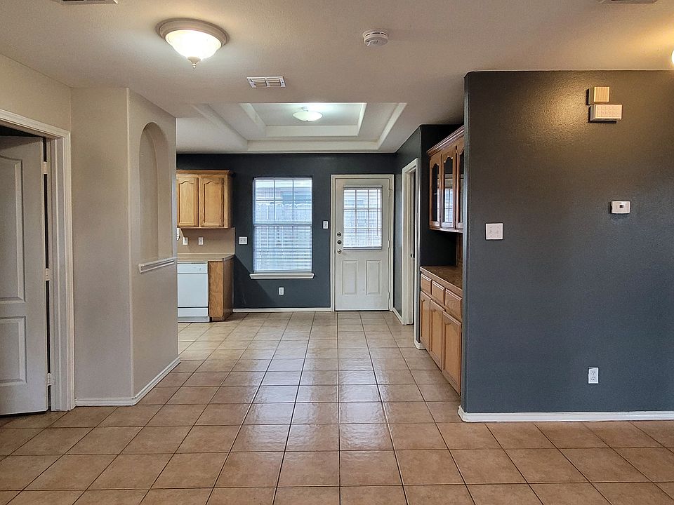 1st image of 2502 Cervantes Ave APT 2