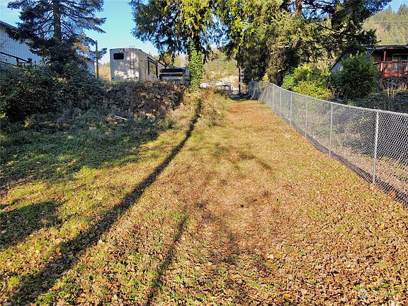 5th image of 5349 Meeker Drive