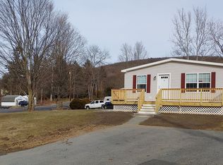 2 Troutbrook Ln, Highland, NY 12528