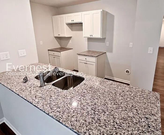6911 Bellefontaine Ave — Photo 6