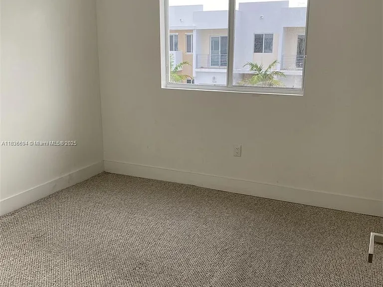 7231 NW 103rd Path — Photo 6