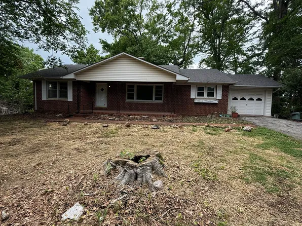 1111 N Main St, Tompkinsville, KY 42167