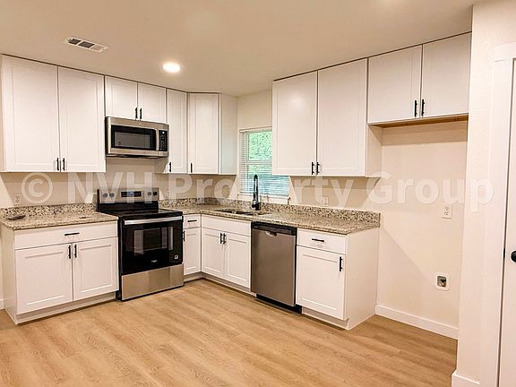 4th image of 1712 W Birge St