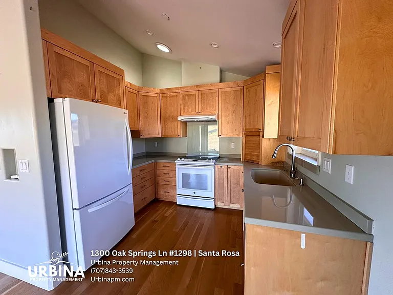 1300 Oak Springs Ln #1298 — Photo 7