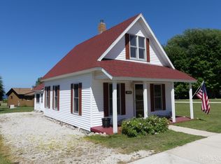 21948 E Grand Marais Ave, Grand Marais, MI 49839