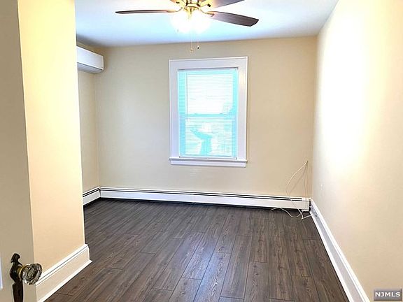 5th image of 724 Teneyck Ave Floor 2
