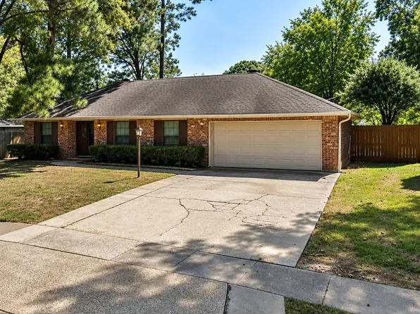 2907 Salem Dr, Shreveport, LA 71118