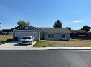 412 Orchard St, Umatilla, OR 97882