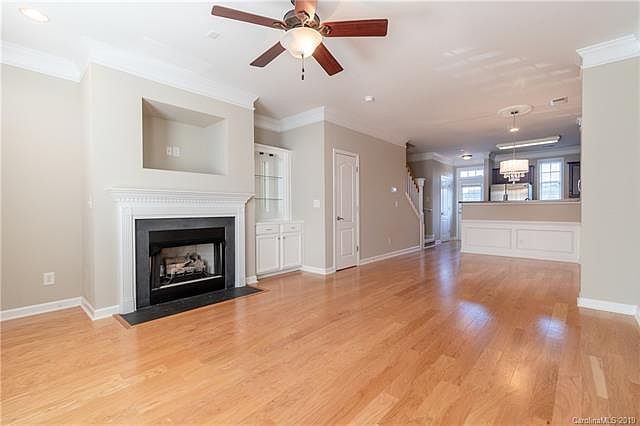 1st image of 208 Welton Way