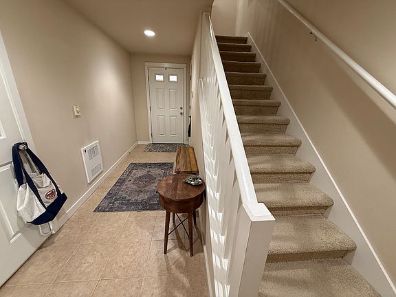 1st floor hallway entrance