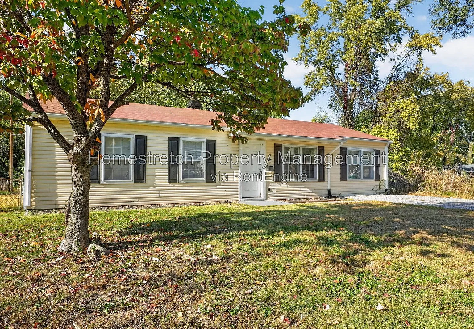 4 bed, 1.0 bath, 1225 sqft, $1,600 — Photo 3