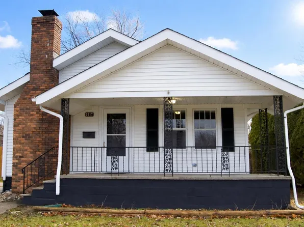 1217 Bower St, Elkhart, IN 46514