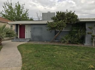 416 17th St, Bakersfield, CA 93301