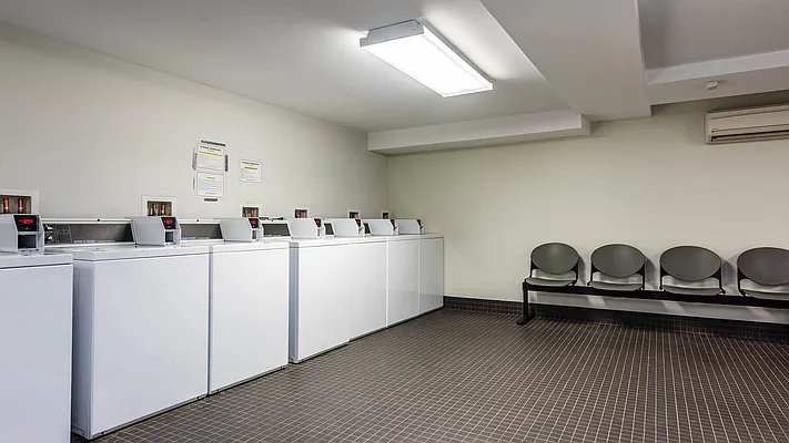 Rented by Nooklyn NYC LLC | media 41