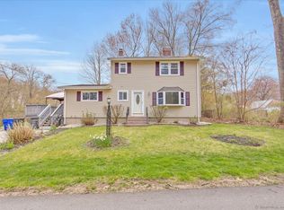 44 Birchwood Dr, Coventry, CT 06238
