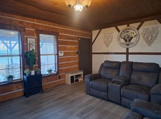 199 Dixon Ln, Waynesboro, TN 38485