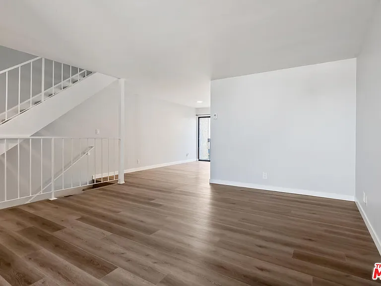 29239 Heathercliff Rd #12 — Photo 7