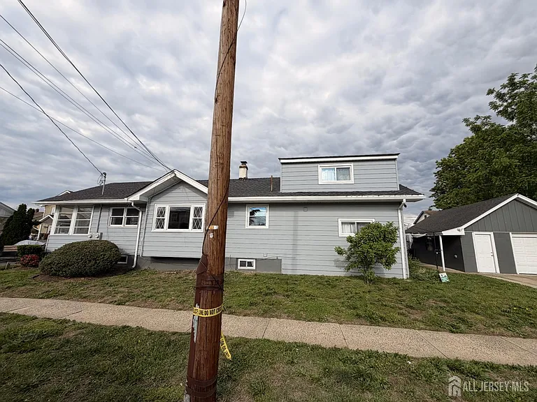 388 New Hampshire Ln #2 — Photo 3