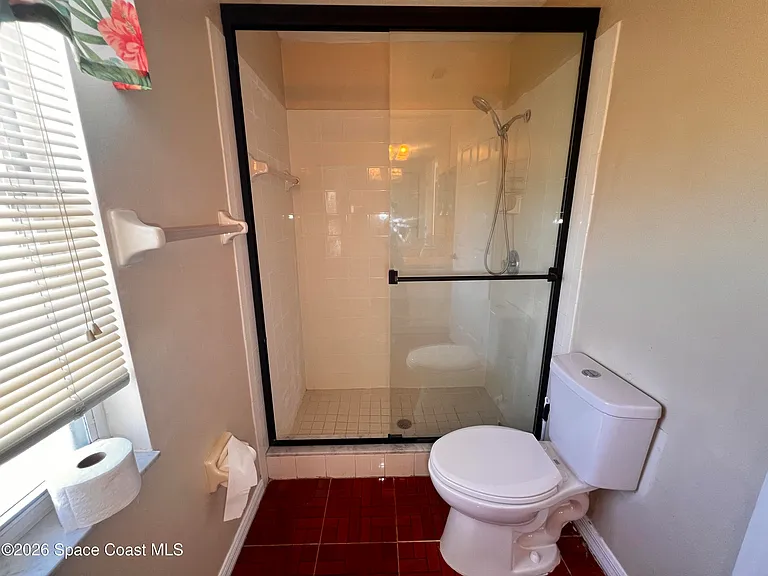 1960 Myrtle Ct NE — Photo 17