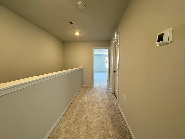 5719 Woodlawn Dr — Photo 10