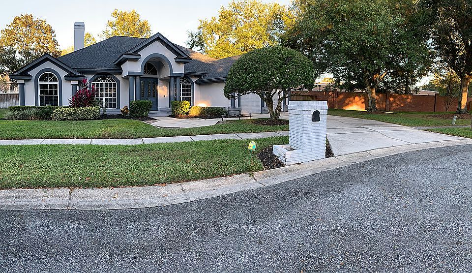 1st image of 8003 Landgrove Ct