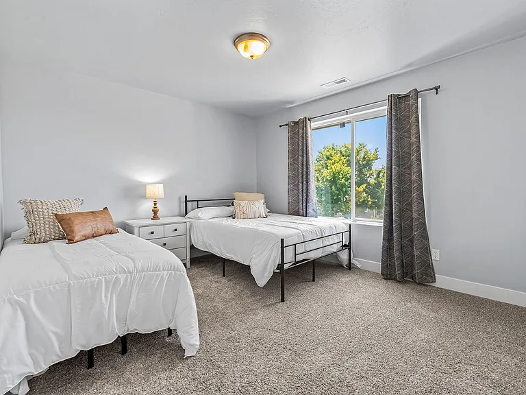 5983 W Los Flores Dr — Photo 28