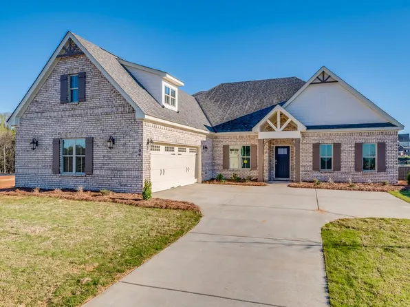 704 Tull Dr, Prattville, AL 36066