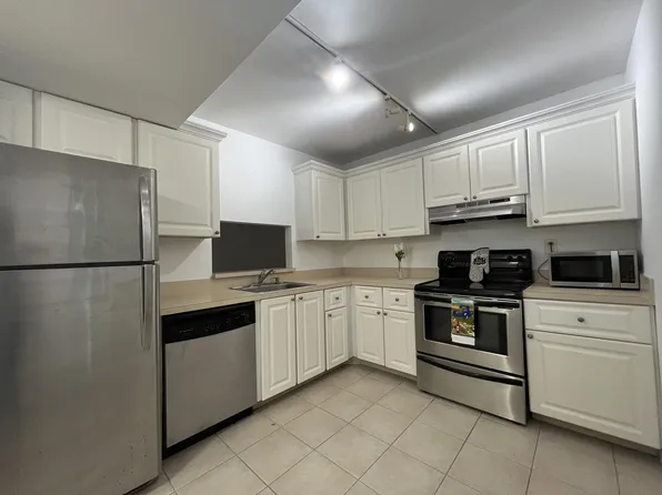 701 N Pine Island Rd, Fort Lauderdale, FL
