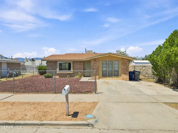 6673 Tiger Eye Dr, El Paso, TX 79924
